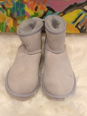 UGG  Boots